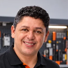Prof. Celso de Castro Muniz